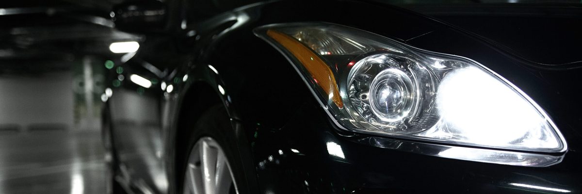 Photo of Infiniti G37 coupe at the parking